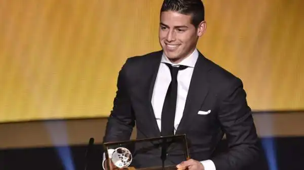 Puskas Award per il gol più bello a James Rodriguez (Colombia).