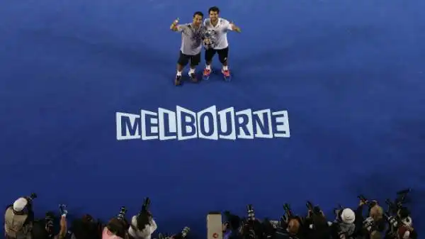 I due tennisti azzurri sconfiggono la coppia francese Herbert-Mahut e trionfano agli Australian Open.