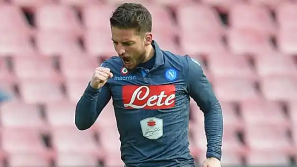 Napoli-Udinese 3-1. Mertens 7. Sta tornando ai livelli dell'anno scorso, dopo un inizio stagione costellato di problemi. Il guizzo contro i bianconeri lo dimostra.