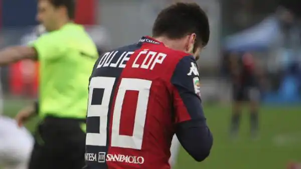 Cagliari-Roma 1-2. Cop 5. Grave il suo errore sottoposta, soprattutto considerando la fame di punti che ha la sua squadra.