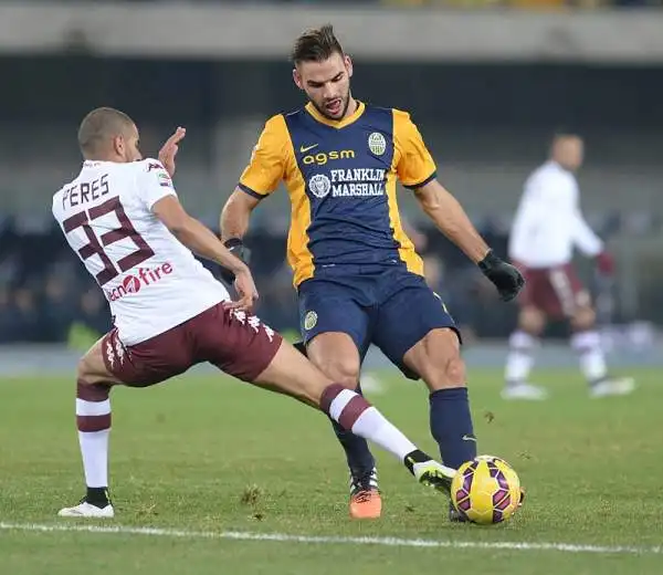 Vittoria importante per il Toro di Ventura che espugna il Bentegodi con i gol di Martinez, Quagliarella e El Kaddouri. Di Toni il gol dei gialloblu.