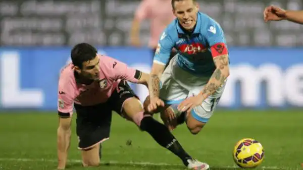 Palermo-Napoli 3-1. Andelkovic 7. Higuain non passa, ottimo salvataggio su Hamsik, difesa comandata perfettamente, tattica del fuorigioco impeccabile. Ottima partita.