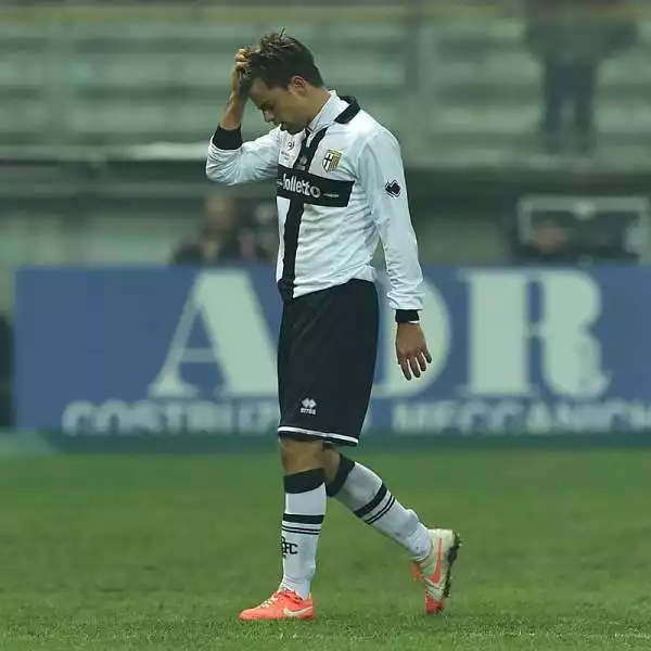 Al Tardini il Parma deve arrendersi al Chievo per 0-1 complicando non poco il proprio cammino verso la salvezza. Decisivo il gol di Zukanovic su punizione!