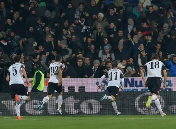 Juve sprecona, pari a Cesena. La capolista subisce il gol di Djuric, ribalta il risultato con Morata e Marchisio, poi subisce il 2-2 di Brienza. Vidal sbaglia un rigore. La Roma resta a sette punti di