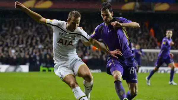 Tottenham-Fiorentina 1-1. Basanta 7. Ha il merito di segnare il gol del pareggio, molto attento in difesa.