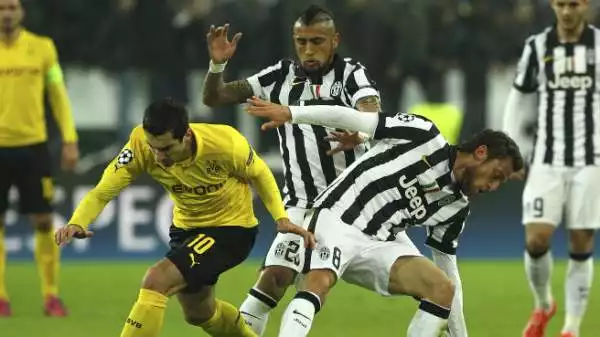 Ottavi di finale, andata: Juventus-Borussia Dortmund 2-1. 13' Tevez (J), 18' Reus (B), 43' Morata (J).