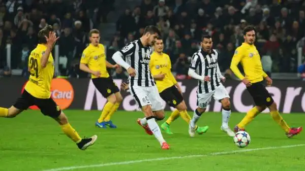 Juventus-Borussia 2-1. Morata 7,5. Corre, si muove, crea, si propone. E segna il gol vittoria, il primo in Europa con i bianconeri.