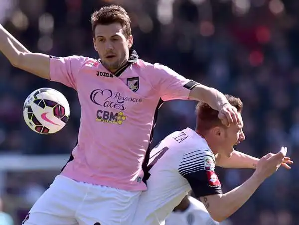 Al Manuzzi il Palermo fa la partita contro un avversario interessato soprattutto a non concedere spazi ma non riesce a costruire vere occasioni da gol.