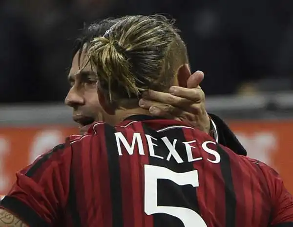 In 'zona Cesarini' Nico Lopez beffa il Milan siglando il 2-2 dopo l'autorete di Tachtsidis in apertura di secondo tempo. Nel primo tempo a segno anche Toni e Menez su rigore.
