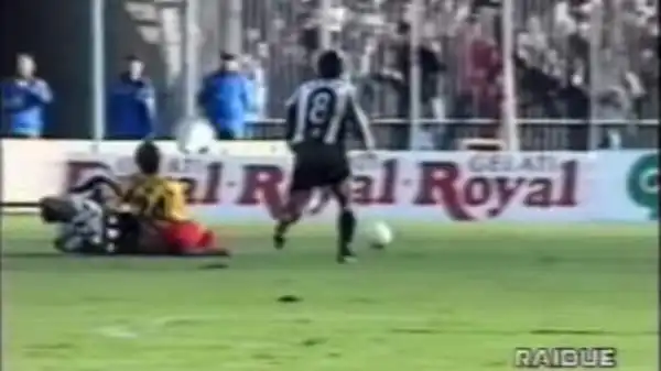1 febbraio 1998. Alessandro Conticchio entrò duro sulla gamba di Ciro Ferrara, che rimediò frattura composta di tibia e perone perdendo il Mondiale di Francia '98.