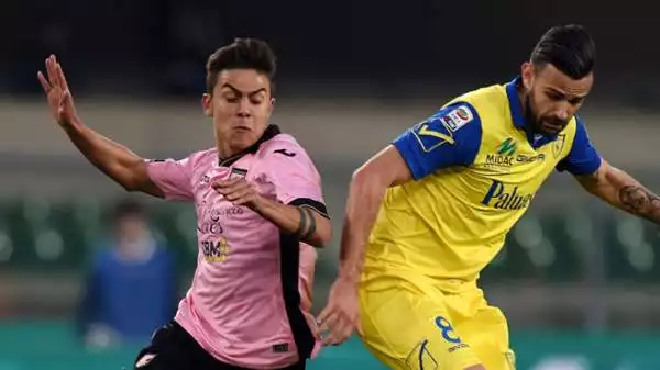 Chievo-Palermo 1-0. Dybala 6. Certo non demerita rispetto ad altri suoi compagni, ma non è il solito Dybala. Pesa il gol sbagliato nel primo tempo.