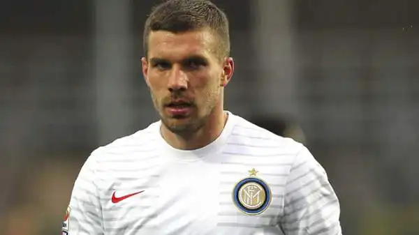 Sampdoria-Inter 1-0. Podolski 5. Assente ingiustificato dal campo. La sua avventura italiana somiglia sempre di più a un incubo.
