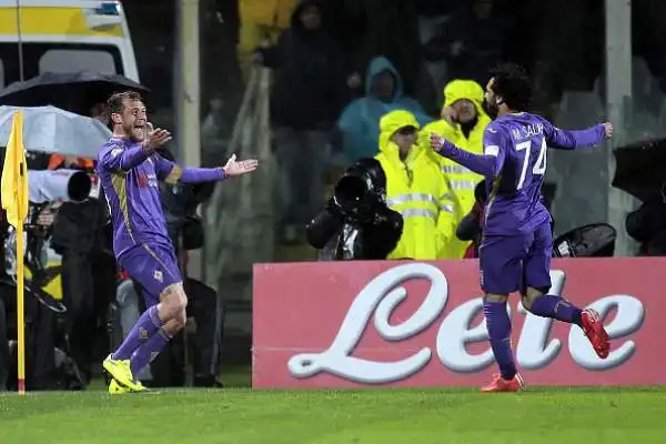 Samp ko nel diluvio, viola quarti. Diamanti e un fenonemale Salah confezionano il 2-0 con cui la Fiorentina batte i blucerchiati e li supera in classifica.