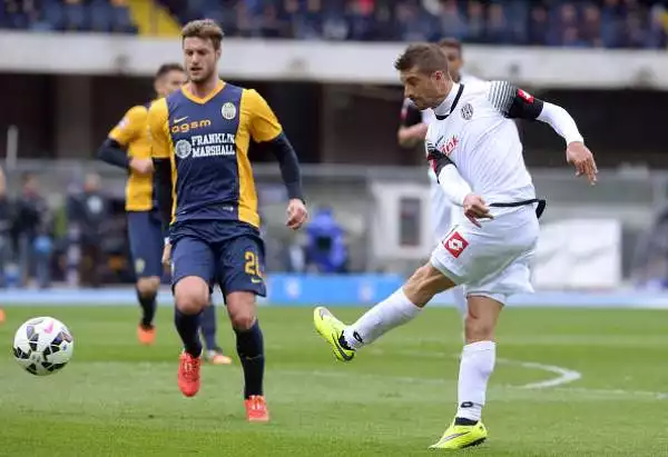 Verona-Cesena 3-3