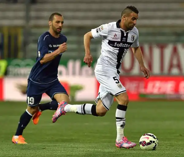 I ducali superano nel recupero di serie A i friulani con un gol di Varela e tornano alla vittoria davanti ai propri tifosi, dando continuità al pareggio di San Siro di sabato scorso.