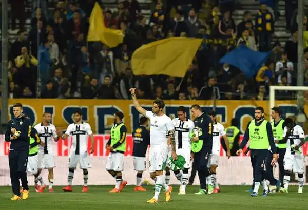 I ducali superano nel recupero di serie A i friulani con un gol di Varela e tornano alla vittoria davanti ai propri tifosi, dando continuità al pareggio di San Siro di sabato scorso.