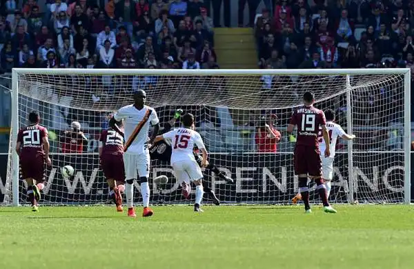 All'Olimpico il Toro di Ventura costringe la Roma al pareggio, al gol su rigore di Florenzi risponde Maxi Lopez su assist di Vives.
