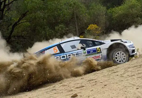 Sebastien Ogier si aggiudica anche la seconda tappa del mondiale e allunga in classifica. La Volkswagen del leader del mondiale ha dominato l'intero week end. Sul podio col francese i due norvegesi Os