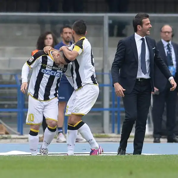 Successo esterno per l'Udinese al Bentegodi. A decidere il match di tacco il gol numero 206 del solito Di Natale, subito dopo l'espulsione diretta di Sala.