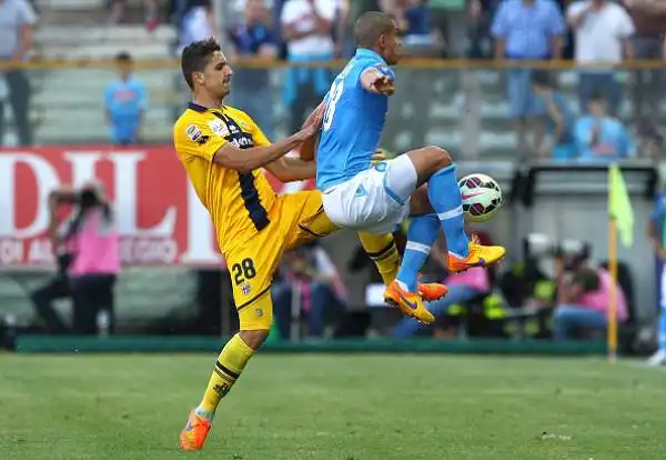 Parma-Napoli 2-2