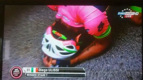 Questa tutta la gioia del cecinese, alla quarta vittoria in carriera al Giro.