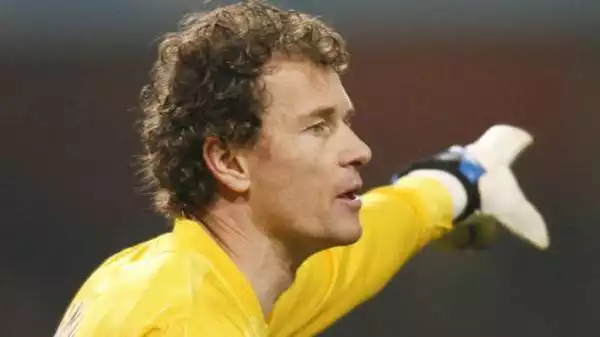 Jens Lehmann. Il Milan vinse lo scudetto del 1999 in rimonta dopo una disastrosa partenza, col tedesco che dopo cinque partite perse il posto e se ne tornò in Germania.