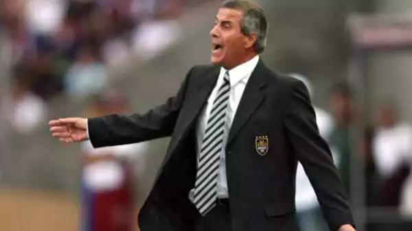 Oscar Tabarez. Chiuso l'impareggiabile ciclo di Fabio Capello, il Milan provò a cambiare tutto affidandosi al "maestro" uruguaiano: a dicembre venne richiamato in tutta fretta Sacchi.