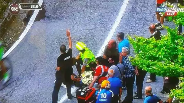L'incidente è arrivato nel corso della Rapallo-Sestri Levante, la tappa più breve della Corsa in Rosa del 2015.