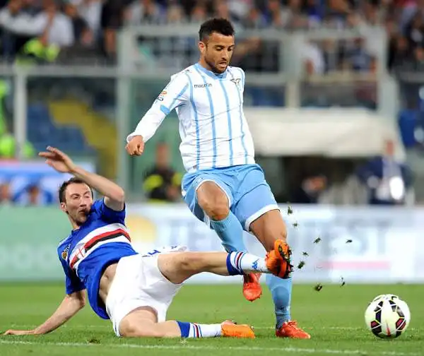 Vittoria pesantissima nella corsa al secondo posto per la Lazio, che grazie ad un gol di Gentiletti si impone 1-0 in casa della Sampdoria.