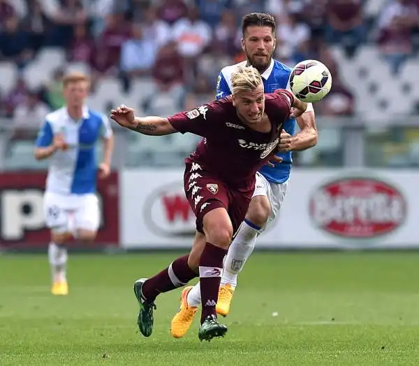 All'Olimpico di Torino doppietta da ex per Maxi Lopez, che approfitta di un Chievo già in vacanza per tenere virtualmente il Toro in corsa per l'Europa.