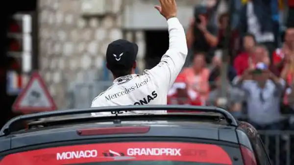 La Mercedes ha confermato la sua supremazia anche nelle qualifiche ufficiali del Gran Premio di Monaco.
