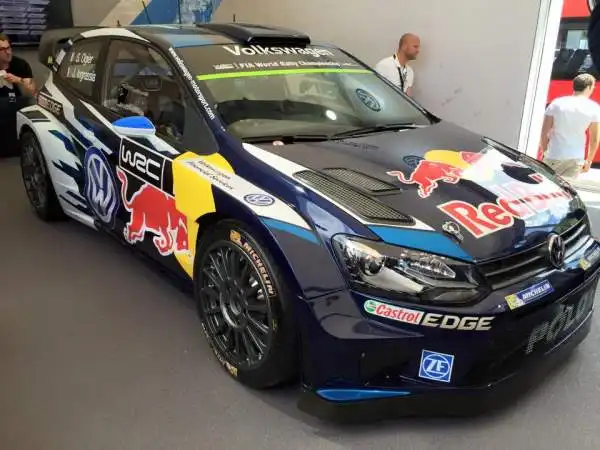 Il campione del mondo rally è stato l'ospite d'onore all'evento organizzato da Volkswagen, dando anche spettacolo a bordo della sua Polo R WRC.