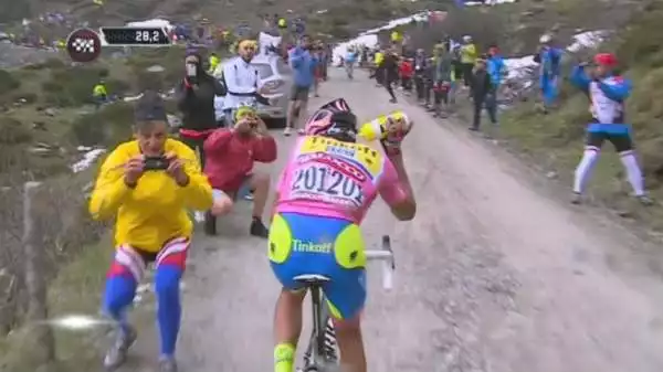 I compagni di squadra di Contador, deludenti al Giro, hanno ceduto: di Basso, Rogers e Kreuziger neanche lombra.