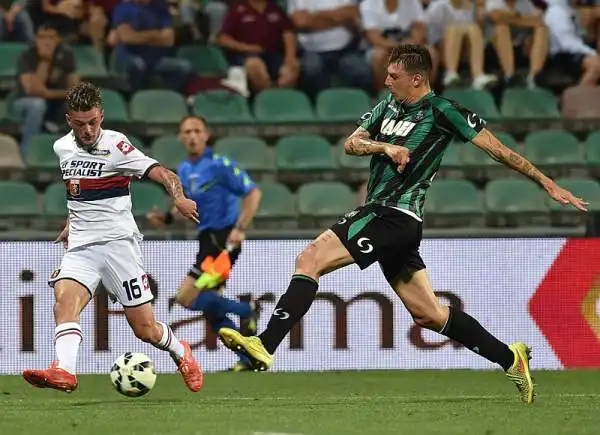 Partita chiusa già nel primo tempo col gol di Berardi e la doppietta di Zaza. Prima dell'intervallo anche il gol di Pavoletti, mentre nella ripresa c'è spazio per un rigore fallito ancora da Zaza.