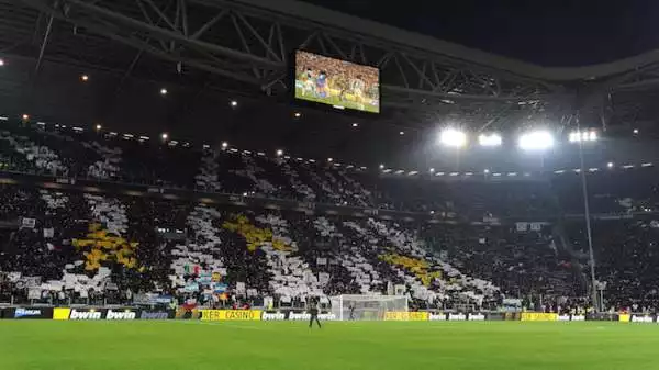 La Juventus gioca le proprie partite casalinghe nello Juventus Stadium, impianto inaugurato nel 2011 e che può contenere 41,475 spettatori.