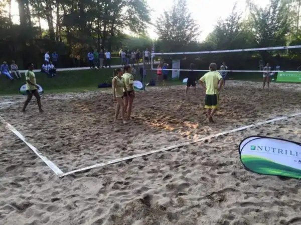 In occasione della giornata finale del Nutrilite Sand Volley Challenge, la manifestazione sportiva ideata da Fondazione Milan, Nutrilite ha devoluto 15.000 euro in favore del progetto Scuola Bottega