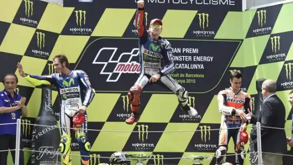 Jorge Lorenzo vince a Barcellona davanti al pubblico amico e conquista la quarta vittoria consecutiva nel Mondiale di MotoGp.