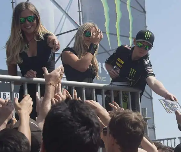 Alcune foto delle bellissime ragazze che hanno impreziosito il week end durante l'ultima tappa del mondiale MotoGP nel circuito catalano di Barcellona.