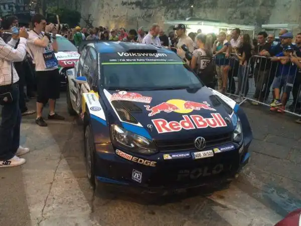 Tutti le auto della tappa italiana del Mondiale Rally: Sebastien Ogier (Volkswagen Polo R WRC).