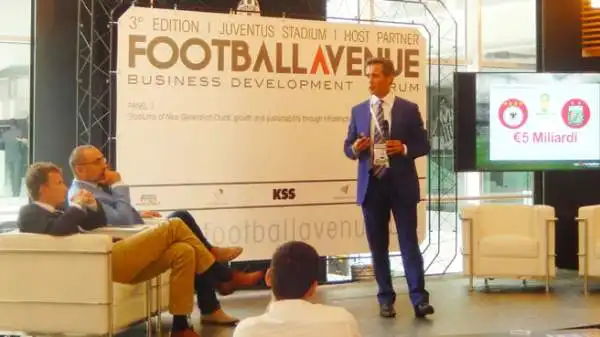 Football Avenue, il Forum internazionale del calcio, giunto alla sua terza edizione, ha messo a disposizione dei partecipanti, attraverso il Business Development Forum, molte novità.