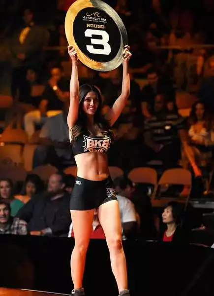 Le splendide Knockout Girls che hanno sfilato durante la riunione BKB di Las Vegas.