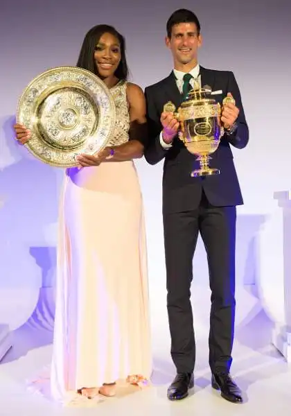 Tradizionale festeggiamento al Championship Dinner per i due vincitori di Wimbledon Serena Williams e Novak Djokovic.