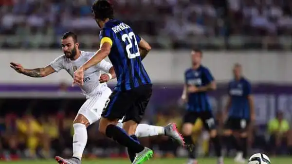 Seconda sconfitta dopo quella col Milan per la squadra di Mancini: in gol Jesè, Varane e James Rodriguez.