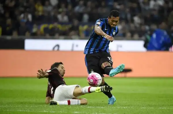 Inter-Milan 1-0. Guarin 7. Molto discontinuo per tutta la partita, ma il colpo decisivo è il suo: si inventa un gol praticamente dal nulla.