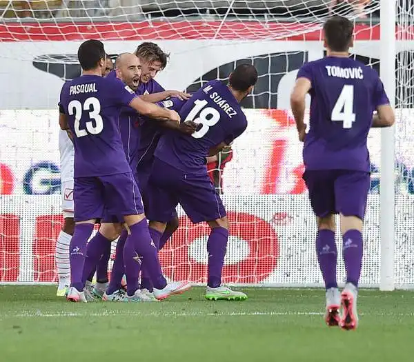 La Fiorentina pur non disputando una grande gara porta a casa 3 punti importanti davanti ad un buon Carpi che meritava qualcosa in più. Di Babacar il gol della squadra di Paulo Sousa.