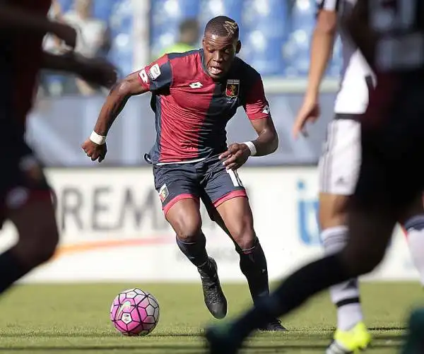 Bianconeri avanti fortunosamente grazie ad una autorete di Lamanna dopo la traversa di Pogba. La squadra di Allegri raddoppia con Pogba su calcio di rigore assegnato per atterramento di Chiellini.