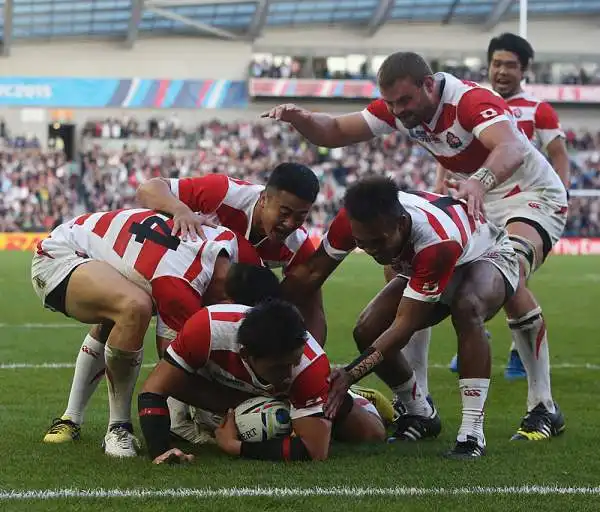Se venerdì sera le Isole Fiji non sono riuscite a battere l'Inghilterra, l'impresa ancor più miracolosa è riuscita al Giappone, che ha battuto all'esordio una delle grandi favorite, il Sudafrica.