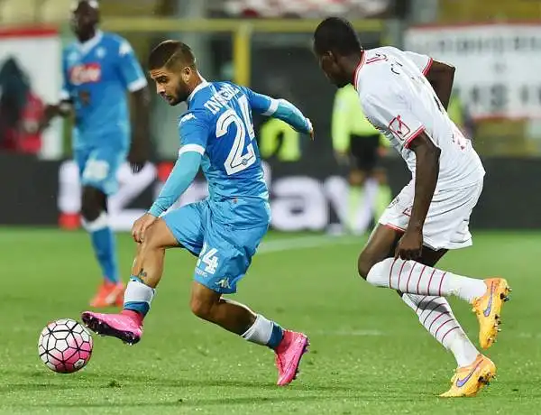 Il Napoli torna sulla terra. Azzurri deludenti sul piano del gioco dopo lo show offerto contro la Lazio. Al Carpi è bastato difendere con ordine per concedere poche occasioni.