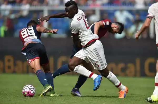 Genoa-Milan 1-0. Balotelli 5,5. Primo tempo da fantasma, dà segni di risveglio nella ripresa, quando dialoga con più continuità con Luiz Adriano.