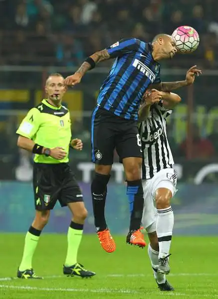 Un palo a testa: Inter-Juve 0-0. Termina in parità il derby d'Italia.